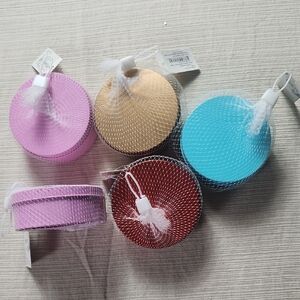 Multicolor Party Round Tins